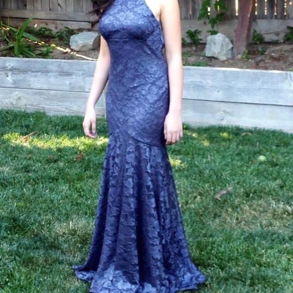 Formal Lace Gown - Backless Gunmetal Gray - Picture 4 of 4